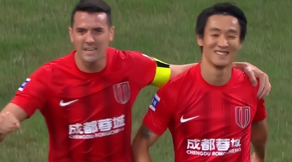 激情瞬间,萨拉赫赛后,绕场致谢,爱游戏体育,Aiyouxi,Sports,爱游戏体育网址,爱游戏体育app,爱游戏体育官网,爱游戏体育集团